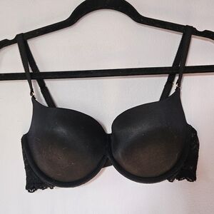Vintage: Victoria's Secret Black Lacy Balconet Bra, Size 36C